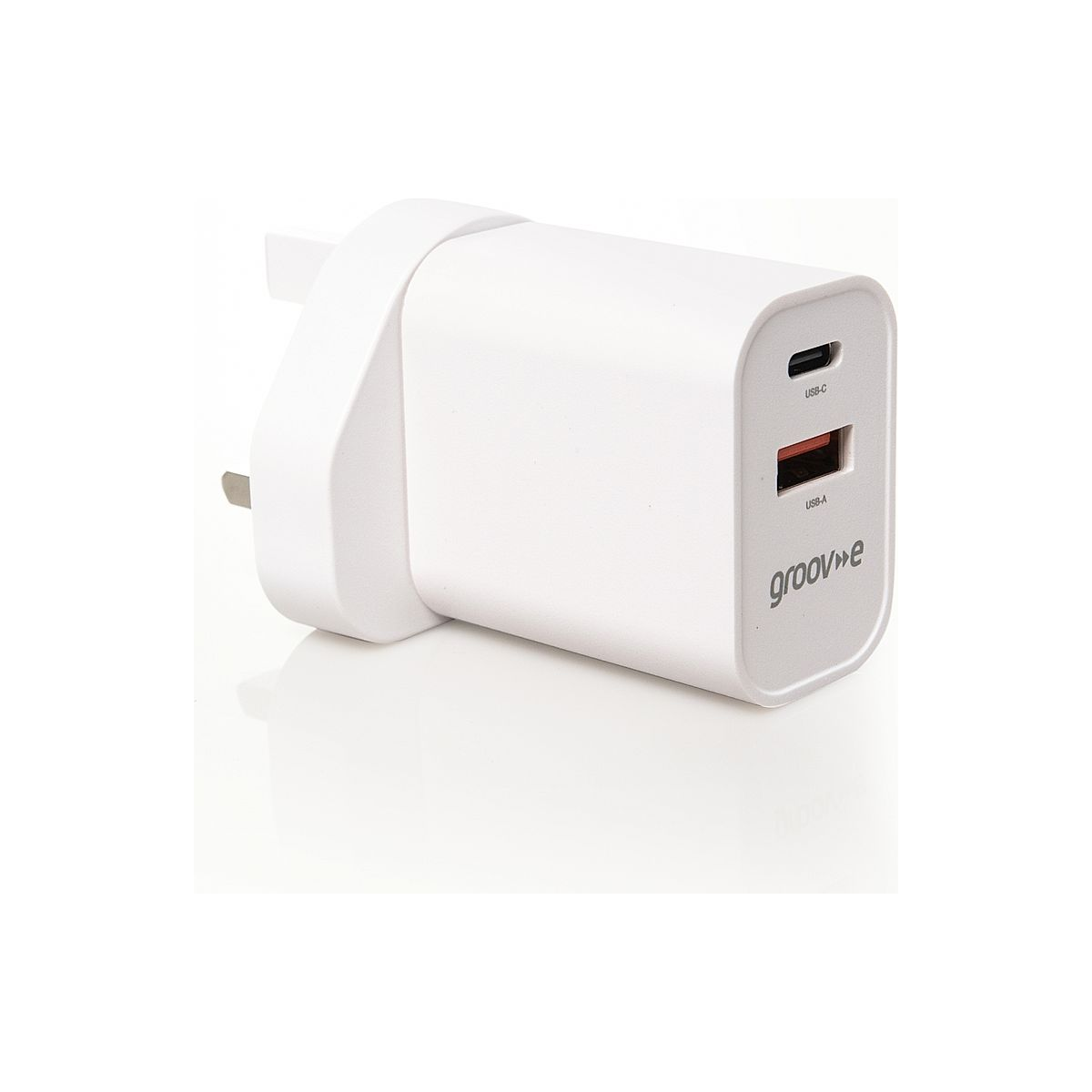 Groov-e Verkkolaturi matkasovittimilla 2× USB-C/USB-A, 20 W